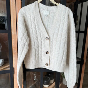 H&M wool chunky cableknit cardigan sweater beige oatmeal vneck button down